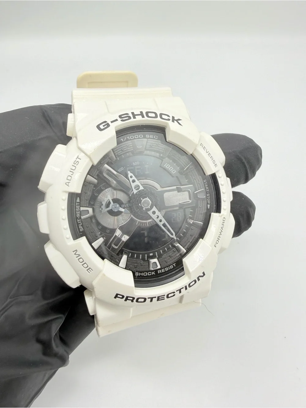 Casio G-Shock GA-110C-7A White Analog Digital Watch 5146 200M Working